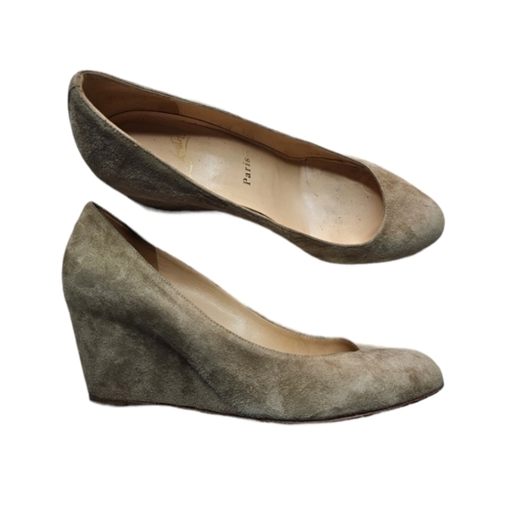 CHRISTIAN Louboutin Melissa Suede Pumps Size 37.5 sz 7.5